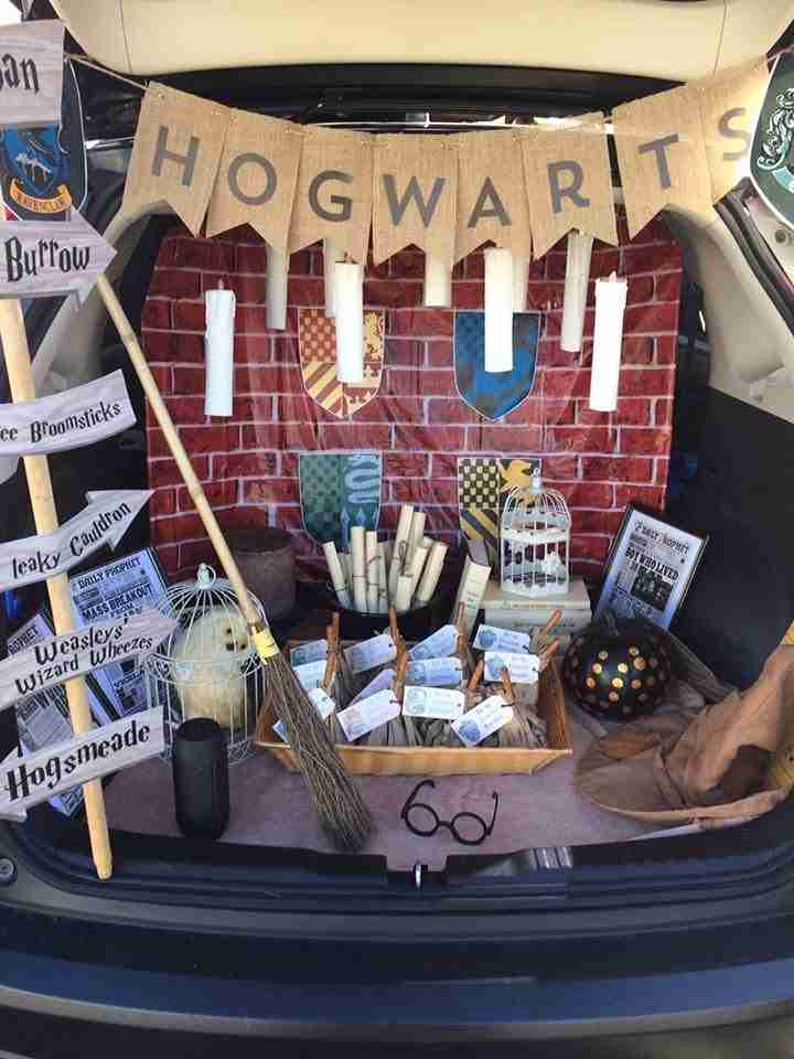Hogwarts Harry Potter Display