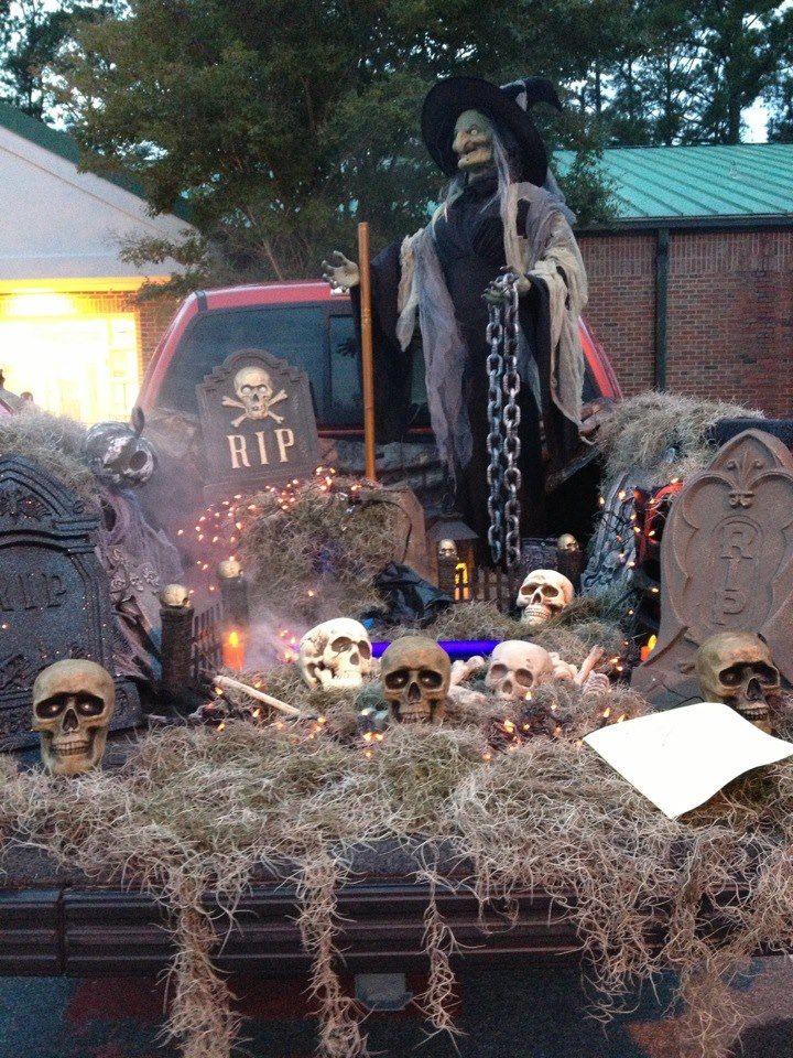 Spooky Graveyard Truck Bed