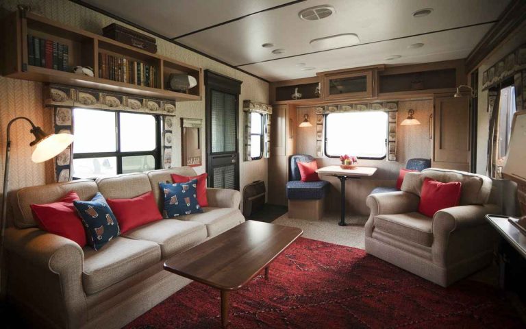 9 Stunning RV Living Room Ideas for a Cozy Mobile Retreat