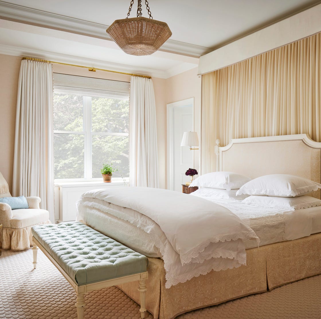 35 White Bedroom Ideas That Are Beyond Dreamy