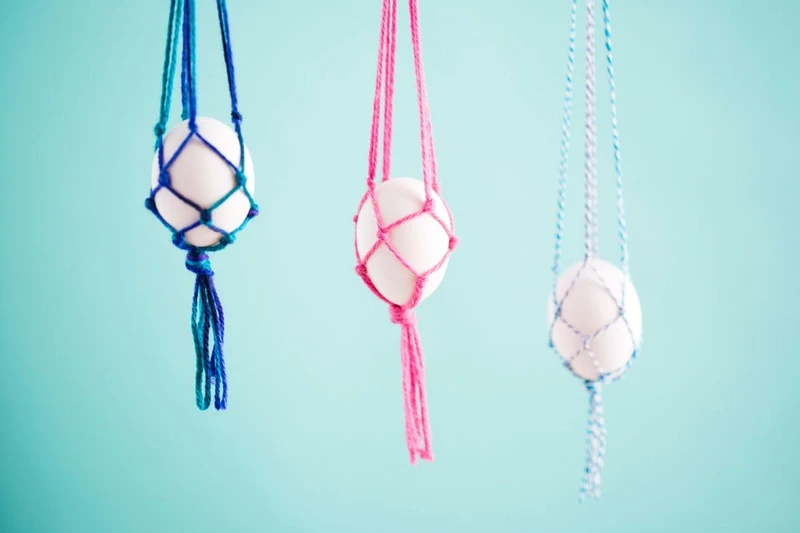 Macra-Make These Hanging Easter Egg Baskets in Just 10 Minutes - Brit + Co