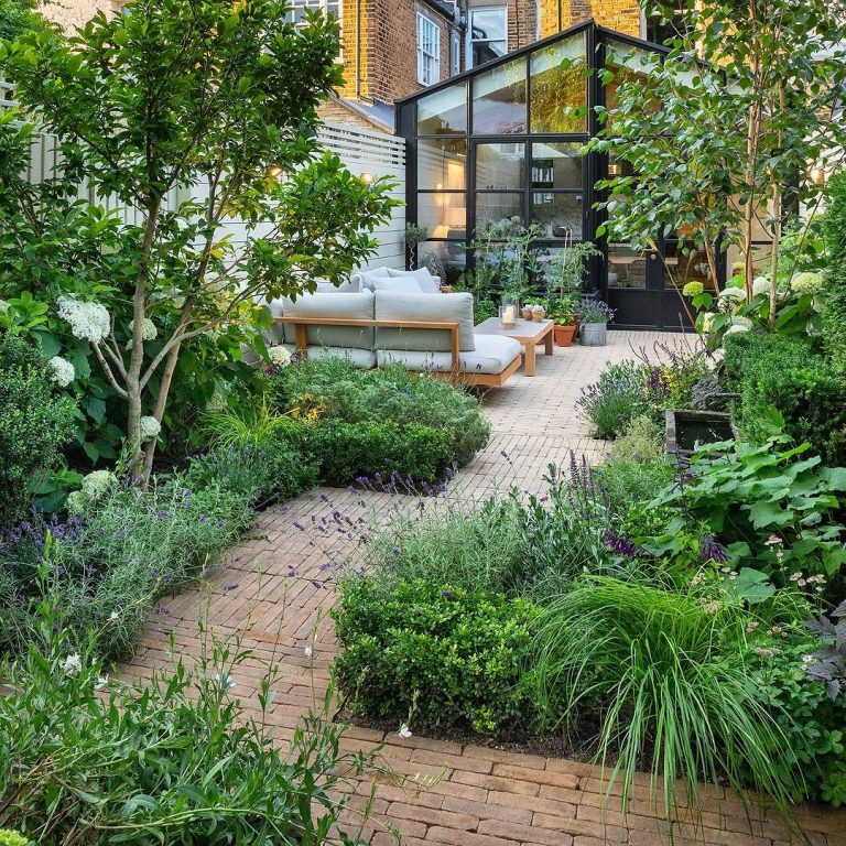 17 Rustic Landscaping Ideas to Transform Your Outdoor Space