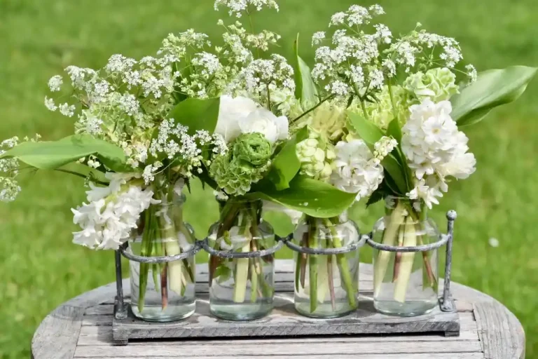 17 Stunning Summer Flower Arrangement Ideas to Brighten Your Home