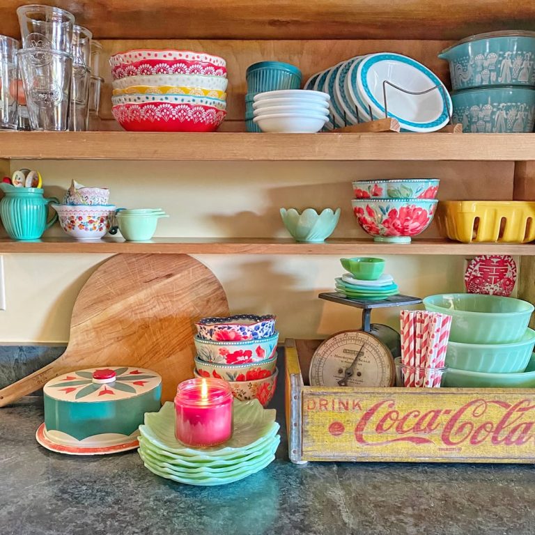 21 Whimsical Kitchen Ideas