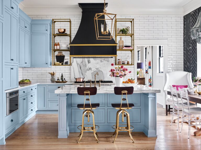 17 French Cottage Kitchen Ideas to Create a Charming, Cozy Cooking Space