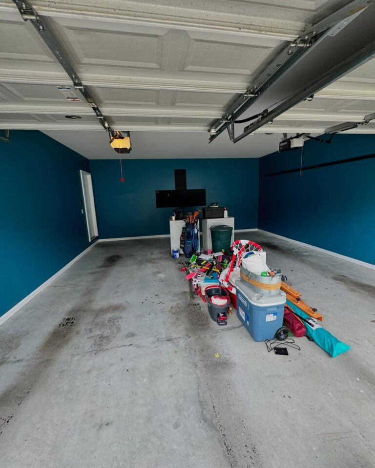 19 Garage Wall Color Ideas That Will Transform Your Space