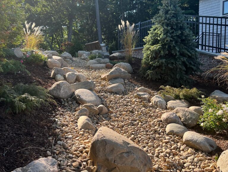 17 Rock Drainage Landscaping Ideas for a Stylish, Functional Outdoor Space