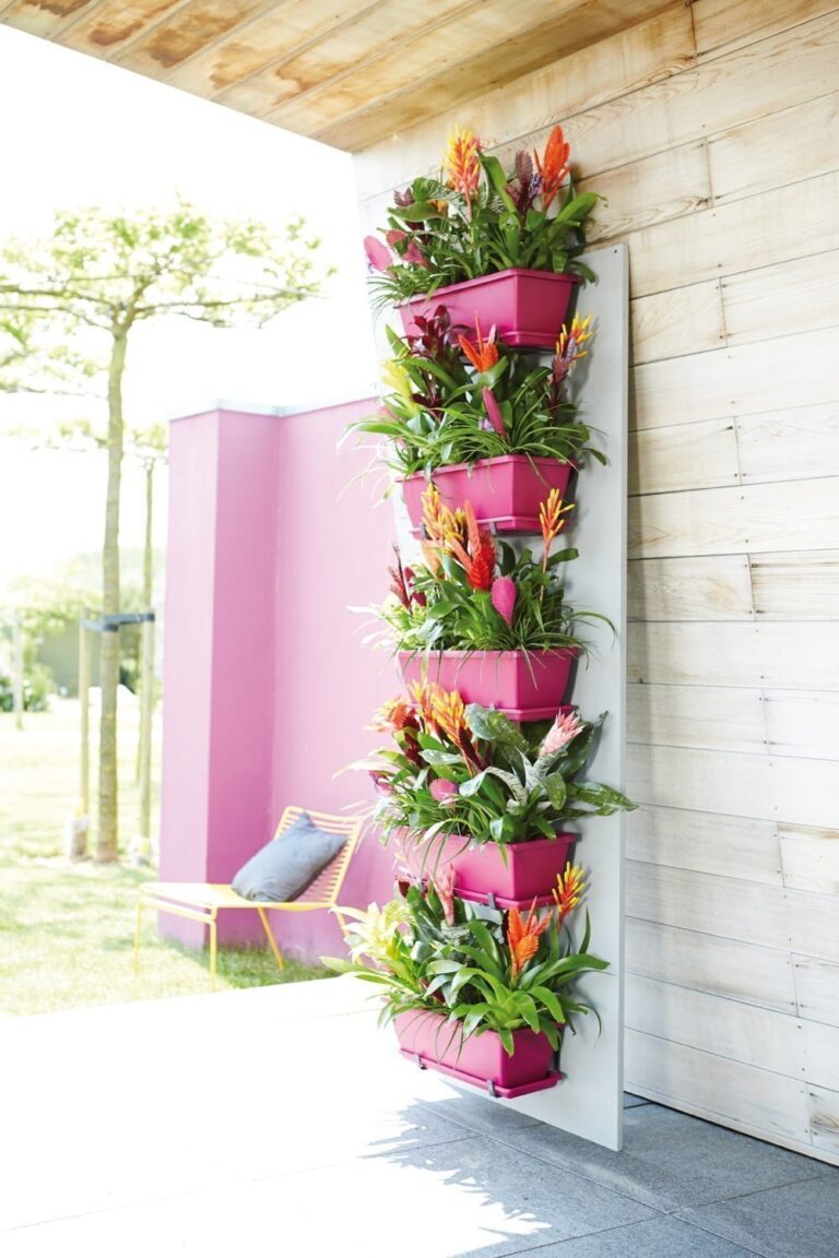 25+ Dreamy DIY Vertical Garden Ideas