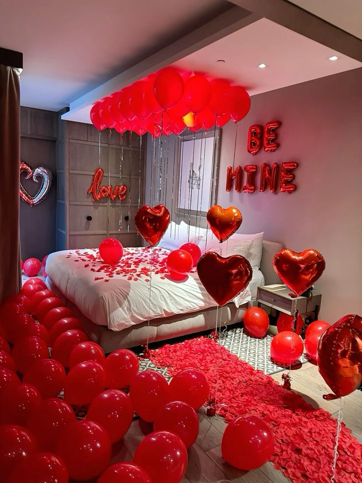 29+ Valentine Day Room Decor Ideas