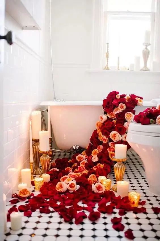 25+ Valentine Bathroom Decor Ideas